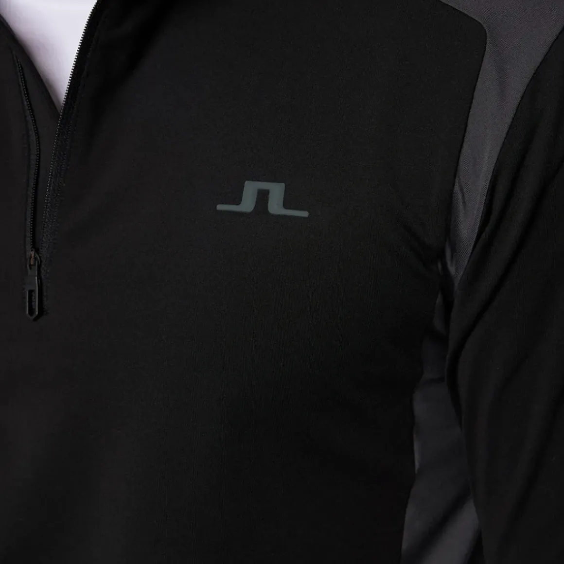 J.Lindeberg Men's Lukas Quarter Zip Golf Mid Layer