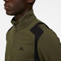 J.Lindeberg Men's Lukas Quarter Zip Golf Mid Layer