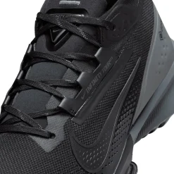 Nike Infinity Men's Infinity Tour GORE-TEX Waterproof Spiked Golf Shoes