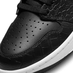 Nike Men's Air Jordan 1 Low G Waterproof Spikeless Golf Shoes