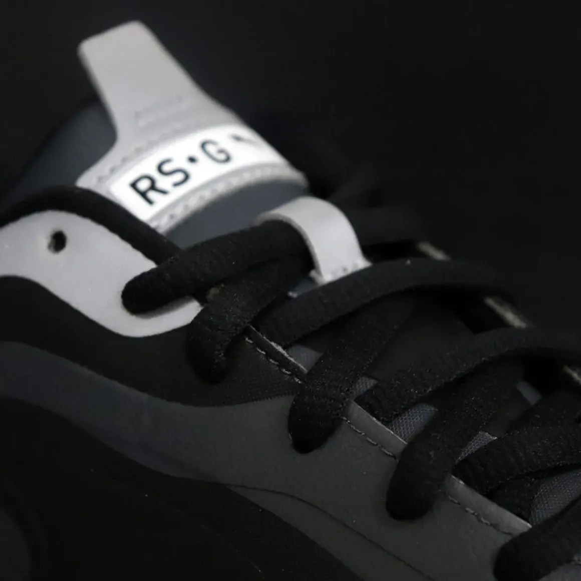 PUMA Men's RS-G Waterproof Spikeless Golf Shoes