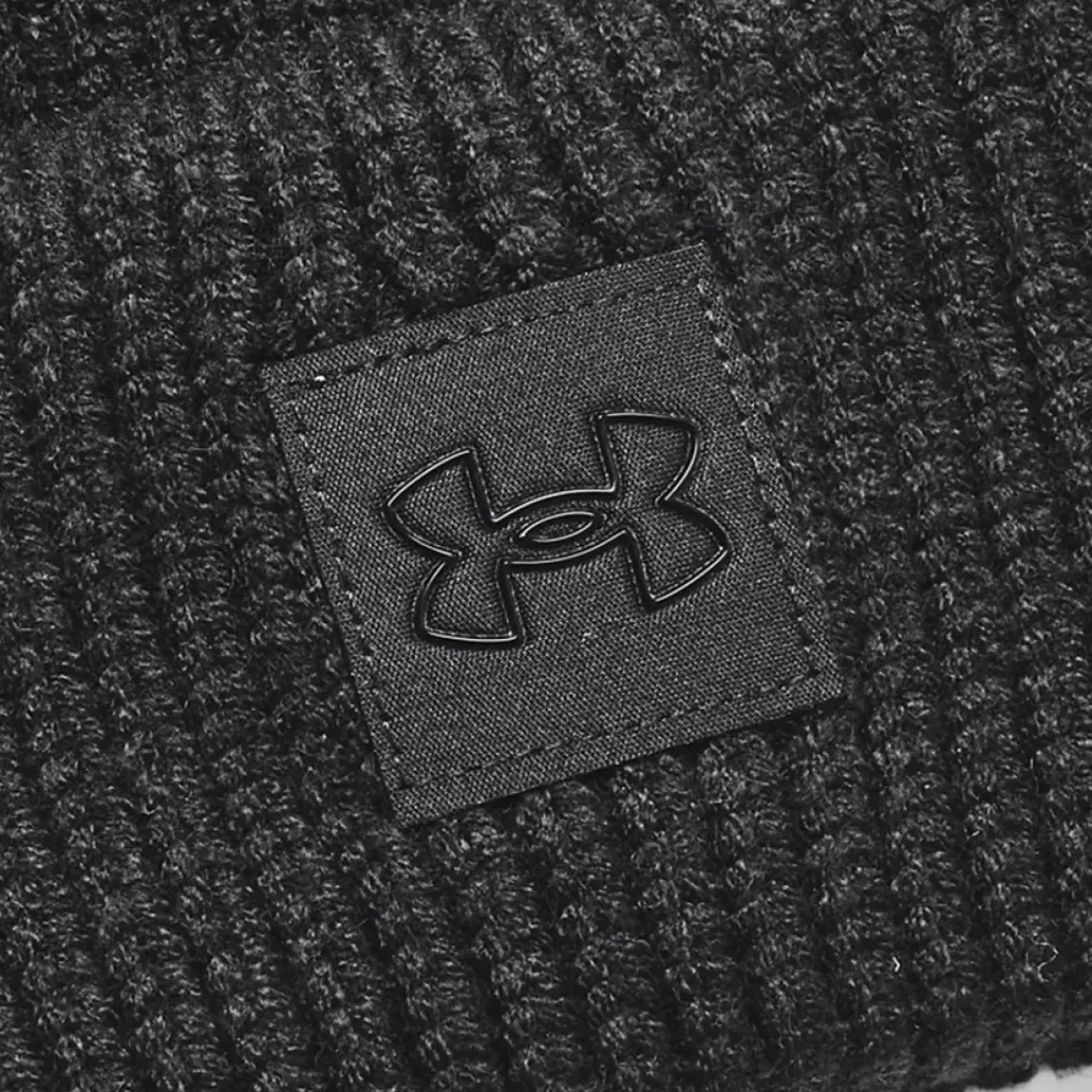 Under Armour Ladies ColdGear Infrared Halftime Ribbed Pom Golf Beanie